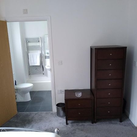 Stylish Private Double Room W/Ensuite London Exterior photo