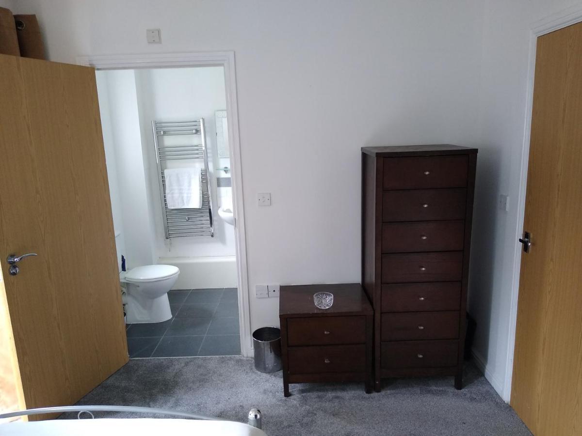 Stylish Private Double Room W/Ensuite London Exterior photo